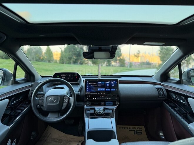 Toyota bZ4X 2023, 28,500 km - 0.0 l - Bakı