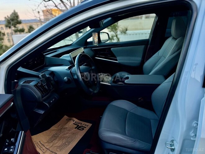 Toyota bZ4X 2023, 28,500 km - 0.0 l - Bakı