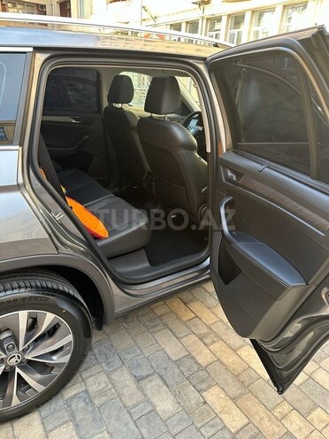 Skoda Kodiaq 2023, 56,000 km - 2.0 л - Bakı