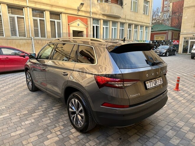 Skoda Kodiaq 2023, 56,000 km - 2.0 л - Bakı