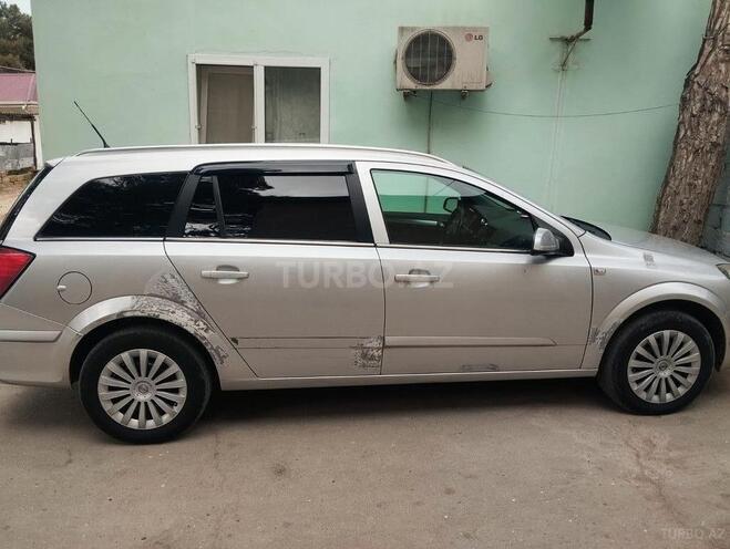 Opel Astra 2009, 395,000 km - 1.7 l - Bakı