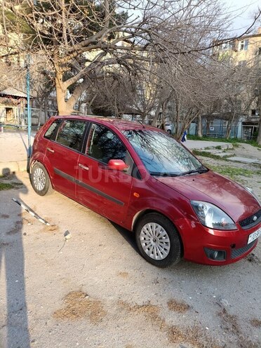 Ford Fiesta 2006, 214,000 km - 1.4 л - Bakı