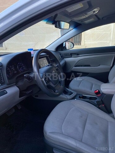 Hyundai Elantra 2015, 164,153 km - 2.0 л - Bakı