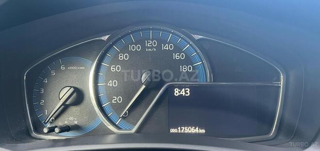 Toyota Corolla Fielder 2018, 175,000 km - 1.5 л - Bakı