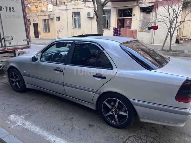 Mercedes C 220 d 1998, 487,214 km - 2.2 л - Bakı