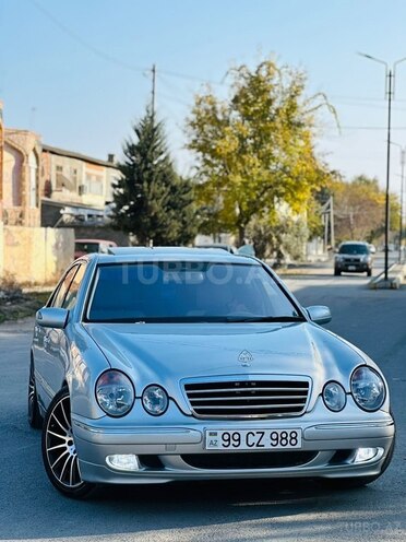 Mercedes E 270 2001, 368,000 km - 2.7 l - Ağcabədi
