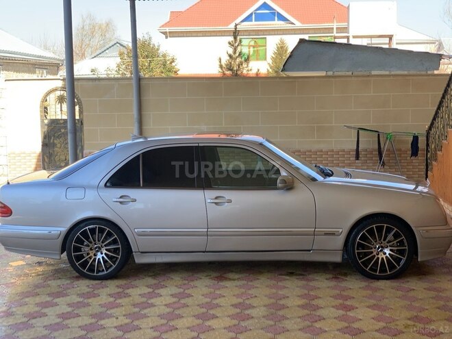 Mercedes E 270 2001, 368,000 km - 2.7 l - Ağcabədi