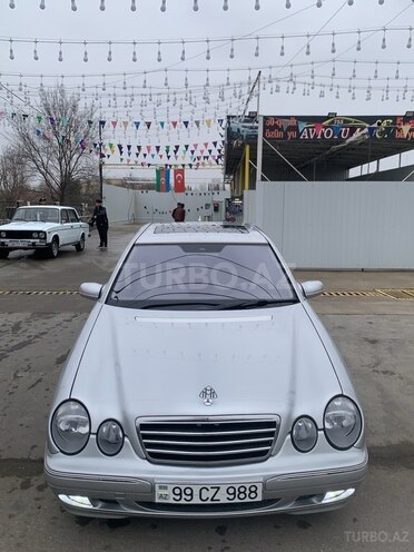 Mercedes E 270 2001, 368,000 km - 2.7 l - Ağcabədi