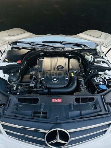 Mercedes C 250-13