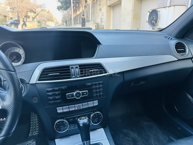 Mercedes C 250-8
