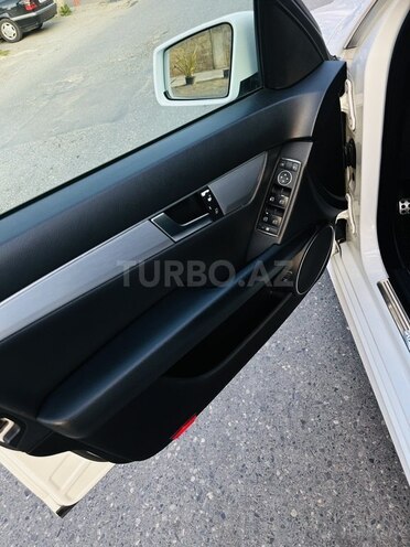 Mercedes C 250-12