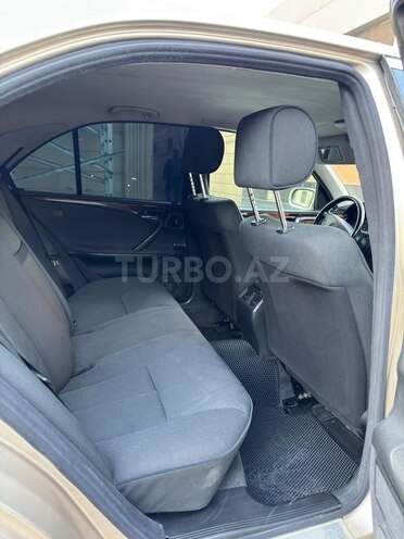 Mercedes E 220 d 2001, 521,694 km - 2.2 l - Sumqayıt