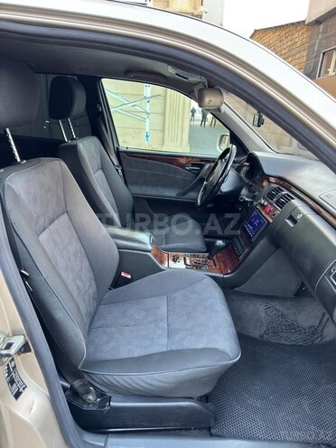 Mercedes E 220 d 2001, 521,694 km - 2.2 l - Sumqayıt