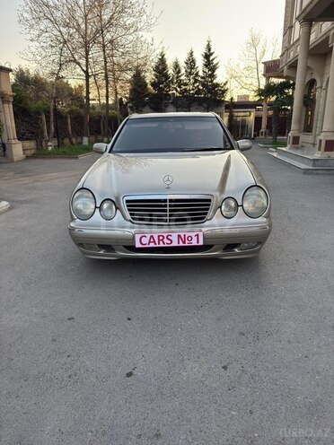 Mercedes E 220 d 2001, 521,694 km - 2.2 l - Sumqayıt