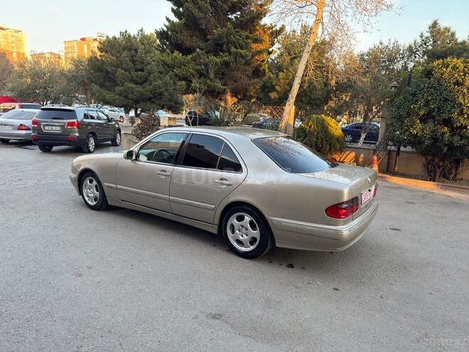 Mercedes E 220 d 2001, 521,694 km - 2.2 l - Sumqayıt