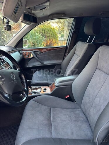 Mercedes E 220 d 2001, 521,694 km - 2.2 l - Sumqayıt
