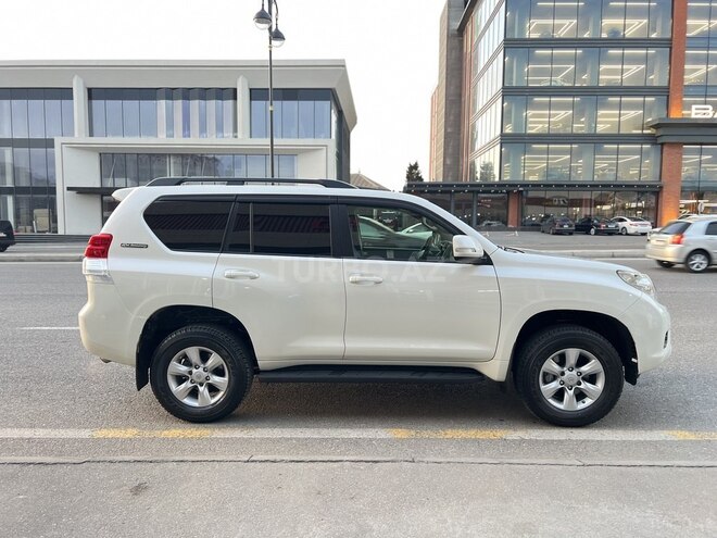 Toyota Land Cruiser Prado 2013, 260,040 km - 2.7 л - Bakı