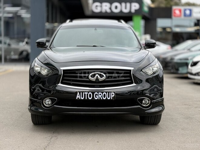 Infiniti FX37-1