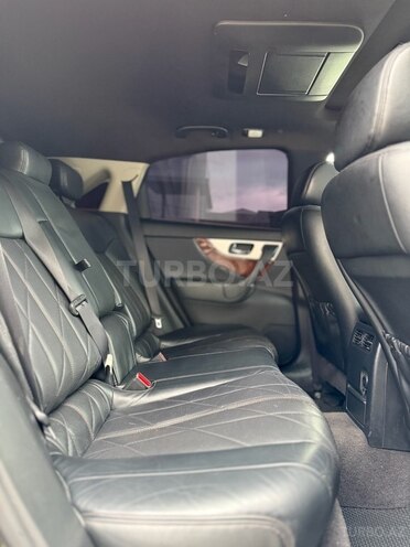 Infiniti FX37-18