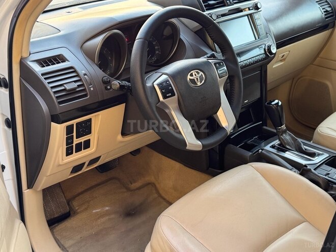 Toyota Land Cruiser Prado 2014, 230,000 km - 2.7 л - Bakı