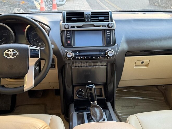 Toyota Land Cruiser Prado 2014, 230,000 km - 2.7 л - Bakı