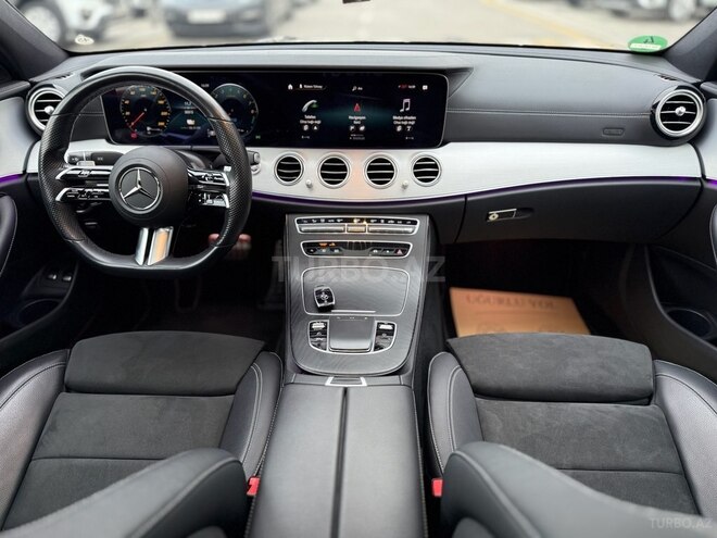 Mercedes E 300 e-19