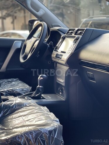 Toyota Land Cruiser Prado 2019, 68,000 km - 2.7 l - Bakı