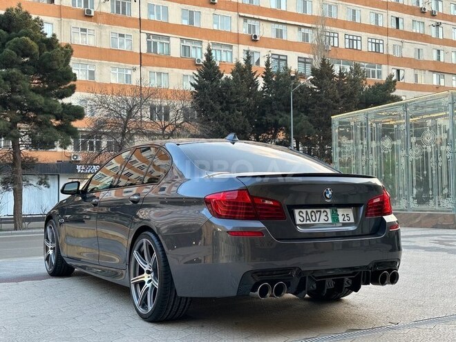 BMW 528-9