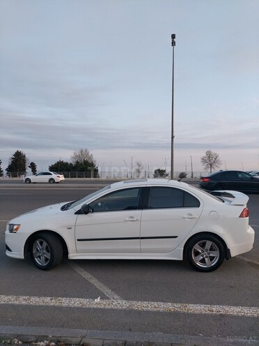 Mitsubishi Lancer 2008, 270,000 km - 2.0 l - Bakı