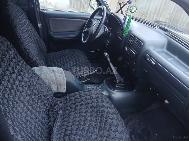 GAZ 31105 2006, 210,000 km - 2.3 l - İsmayıllı