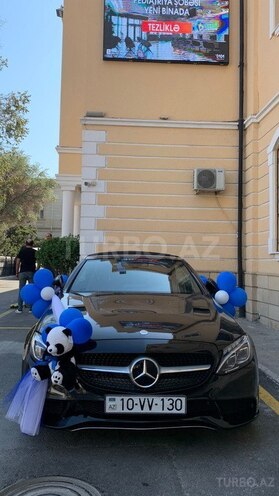 Mercedes C 300 4MATIC 2017, 85,000 km - 2.0 л - Bakı