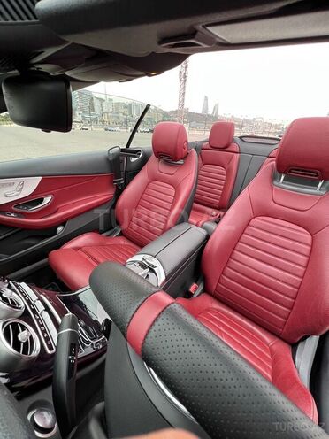 Mercedes C 300 4MATIC 2017, 85,000 km - 2.0 л - Bakı