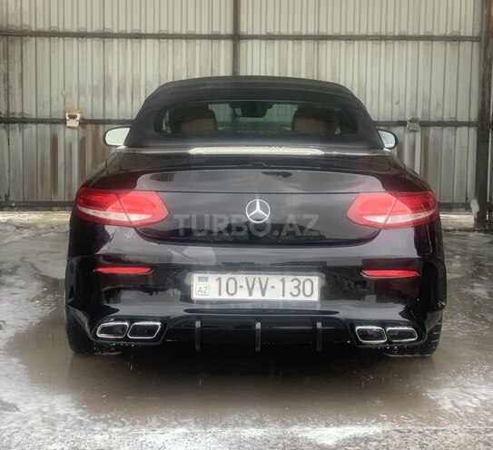 Mercedes C 300 4MATIC 2017, 85,000 km - 2.0 л - Bakı