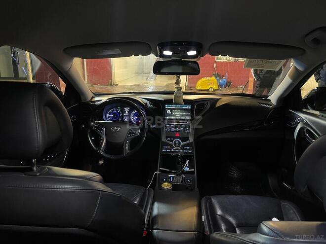 Hyundai Grandeur 2015, 187,000 km - 2.2 л - Bakı