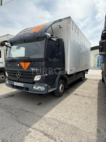 Mercedes Atego 818-1