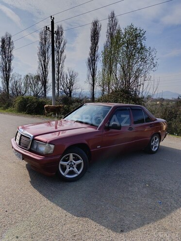 Mercedes 190 1990, 245,000 km - 2.0 l - Lənkəran