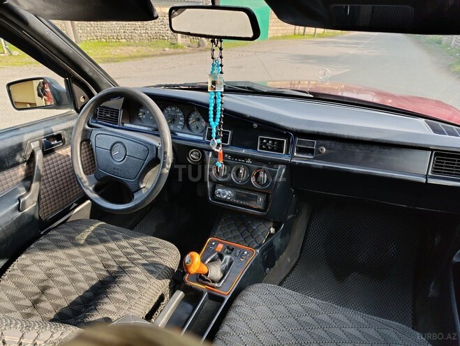 Mercedes 190 1990, 245,000 km - 2.0 l - Lənkəran