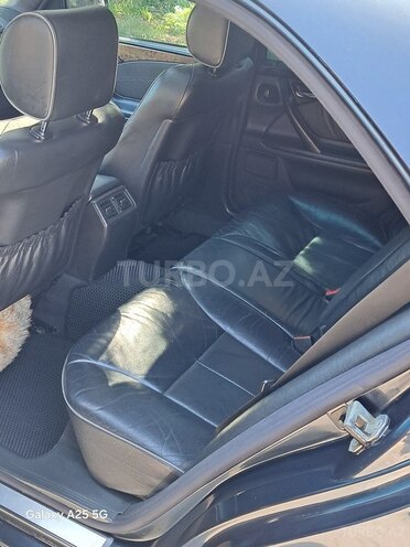 Mercedes E 270 2001, 268,534 km - 2.7 l - Bakı