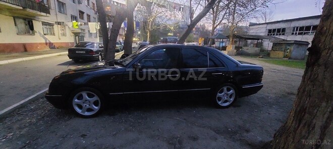 Mercedes E 220 d 2000, 363,000 km - 2.2 l - Mingəçevir