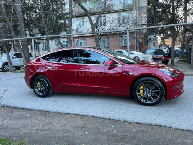 Tesla Model 3 2018, 252,732 km - 0.0 л - Bakı