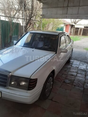 Mercedes E 230 1988, 100,000 km - 2.3 л - Bakı