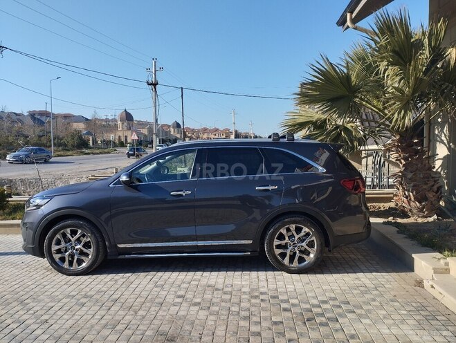 Kia Sorento-8