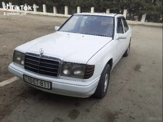 Mercedes E 230 1988, 100,000 km - 2.3 л - Bakı
