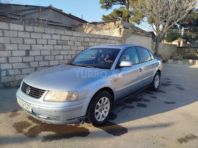 Volkswagen Passat 1999, 290,000 km - 1.8 l - Sumqayıt