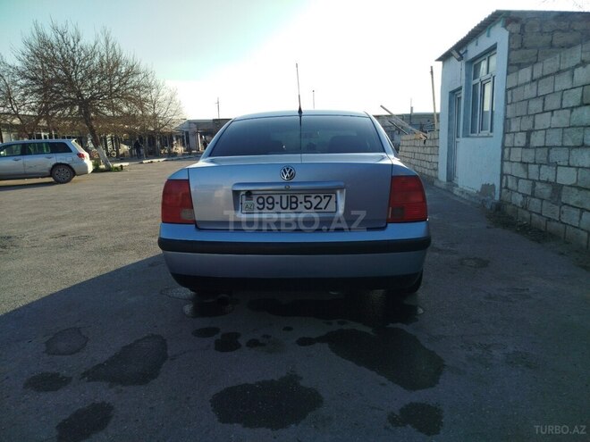 Volkswagen Passat 1999, 290,000 km - 1.8 l - Sumqayıt