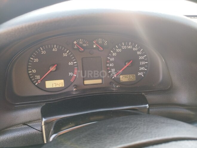 Volkswagen Passat 1999, 290,000 km - 1.8 l - Sumqayıt