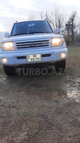 Mitsubishi Pajero io 2000, 250,000 km - 2.0 л - Astara