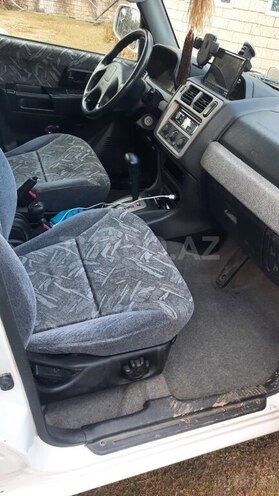 Mitsubishi Pajero io 2000, 250,000 km - 2.0 л - Astara