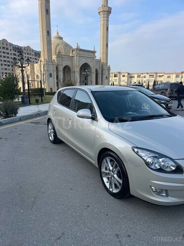 Hyundai i30 2007, 275,000 km - 1.6 л - Bakı
