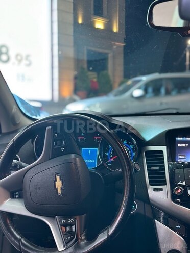 Chevrolet Cruze 2015, 143,000 km - 1.4 л - Şəki